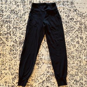 Lululemon align high rise jogger pants sz 4